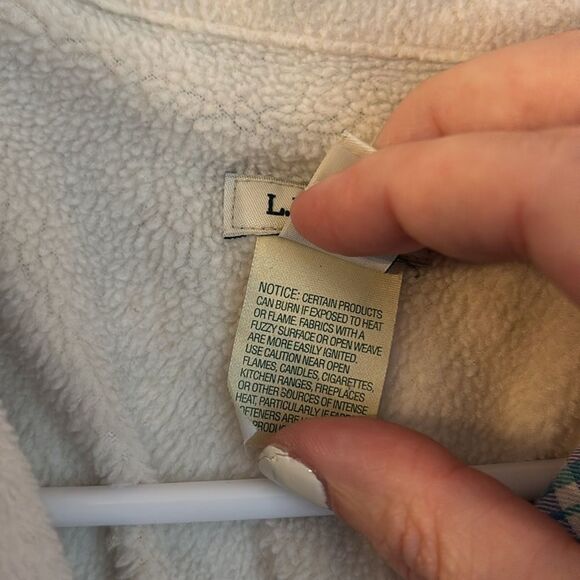 L.L. Bean Women Fleece-Lined Flannel Shirt, Snap-Front Plaid size large red EUC - Picture 5 of 11